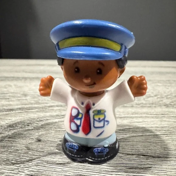 Fisher-Price | Little People Travel Together Airplane: Pilot Michael - Figure - Picture 1 of 10